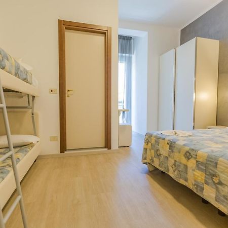 Hotel Bremen Rimini Buitenkant foto