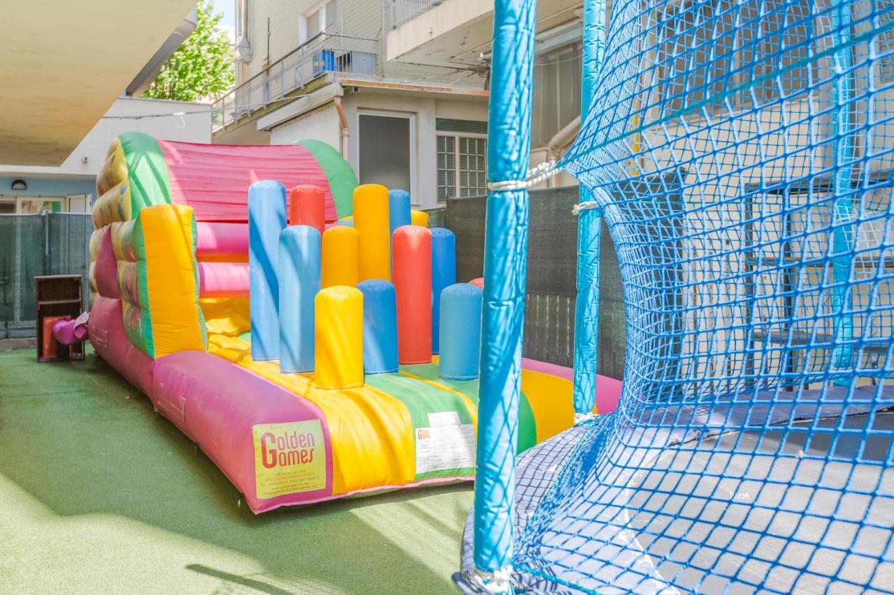 Hotel Bremen Rimini Buitenkant foto