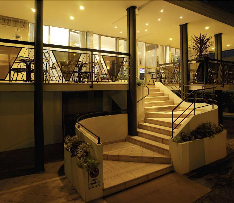 Hotel Bremen Rimini Buitenkant foto