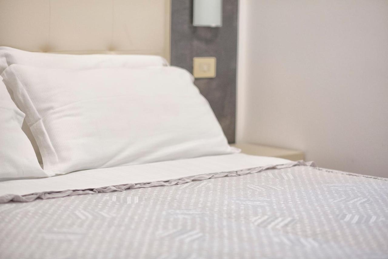 Hotel Bremen Rimini Buitenkant foto