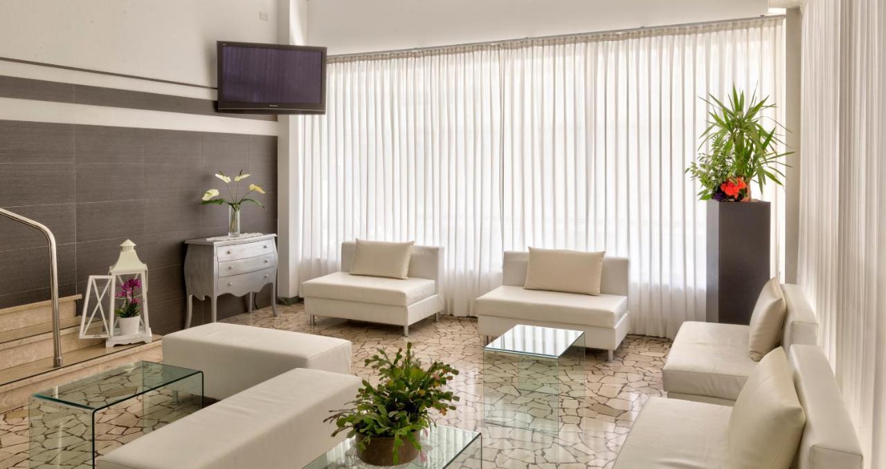 Hotel Bremen Rimini Buitenkant foto